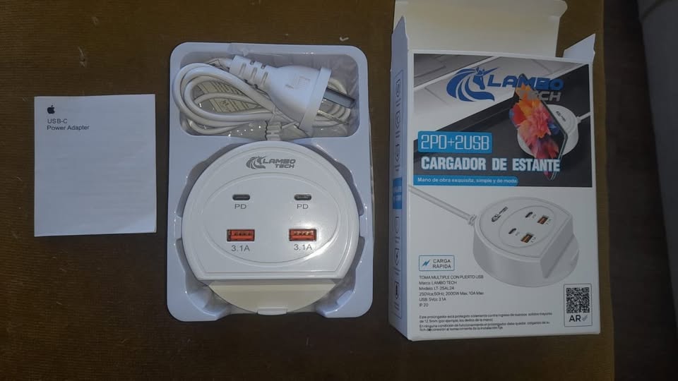 CARGADOR VERTICAL 3.1 TOMA MULTIPLE CON PUERTO USB