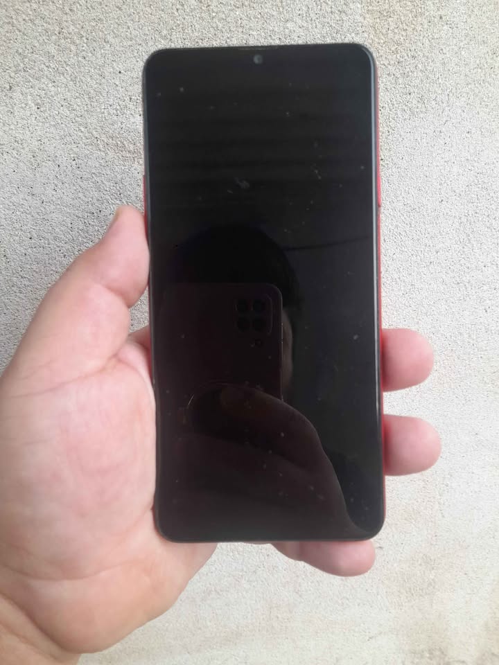 Vendo Samsung a 20 único detalle pin de carga roto o escucho ofertas