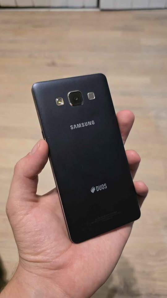 SAMSUNG GALAXY A5 2015 LIBRE DUOS 16GB EN BUENAS CONDICIONES