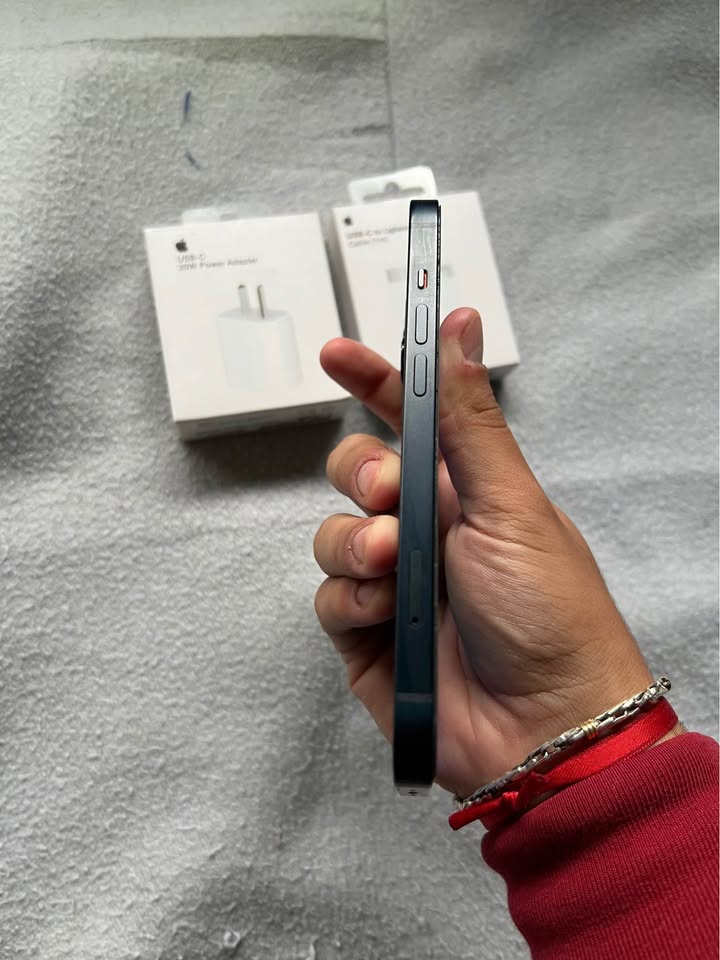 iPhone 13 128gb 87 de batería