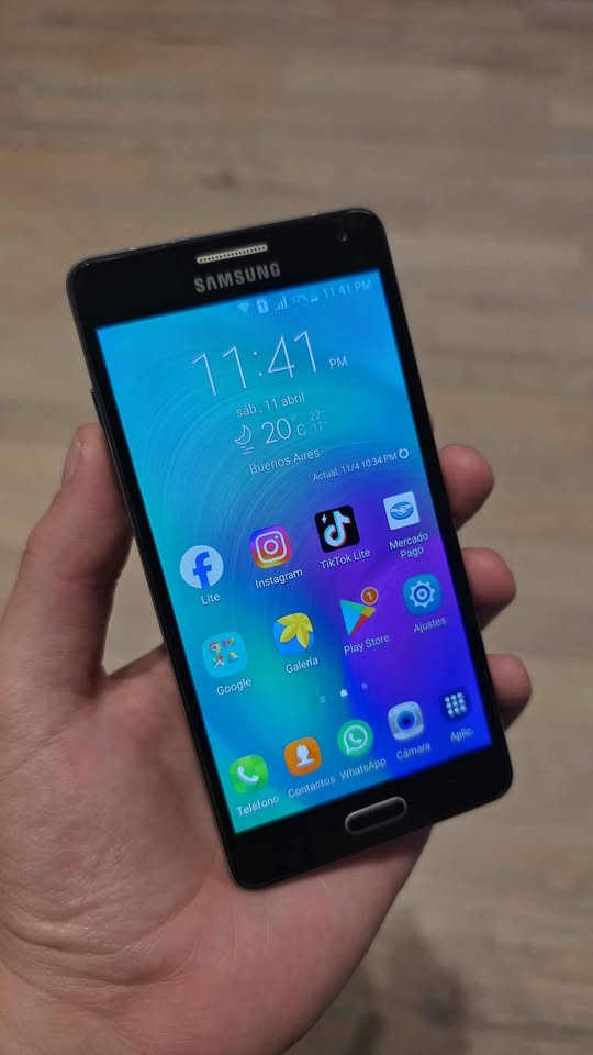 SAMSUNG GALAXY A5 2015 LIBRE DUOS 16GB EN BUENAS CONDICIONES