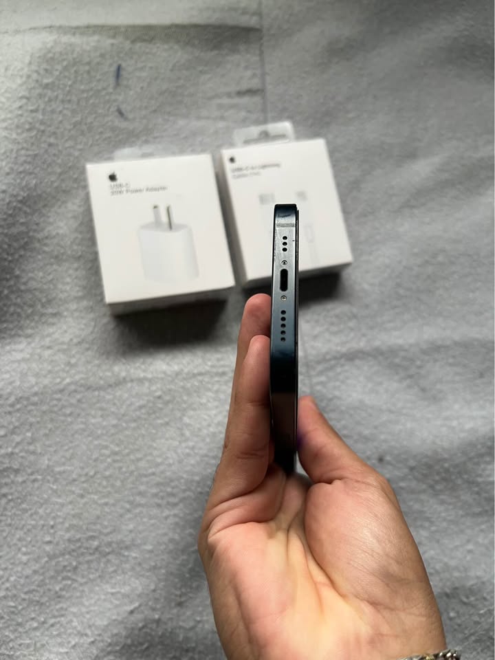 iPhone 13 128gb 87 de batería
