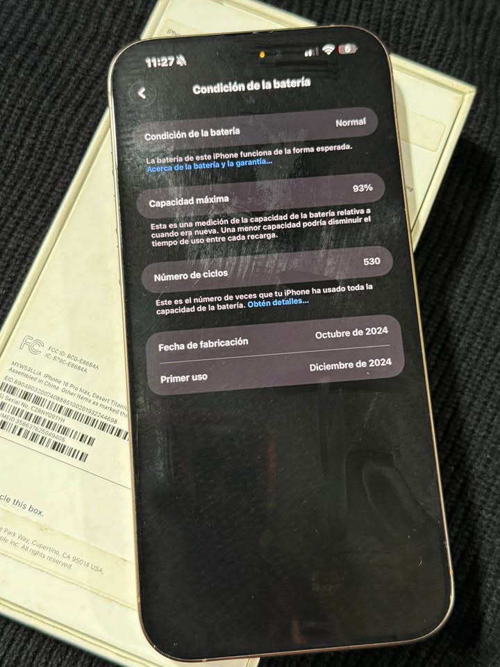 vendo hoy miércoles iPhone 16 pro Max 256 gb sin detalles tengo la caja original