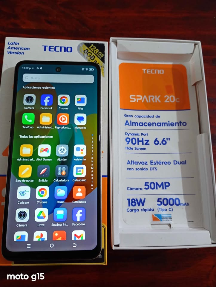 Se vende celular en excelente estado,en caja y sus accesorios