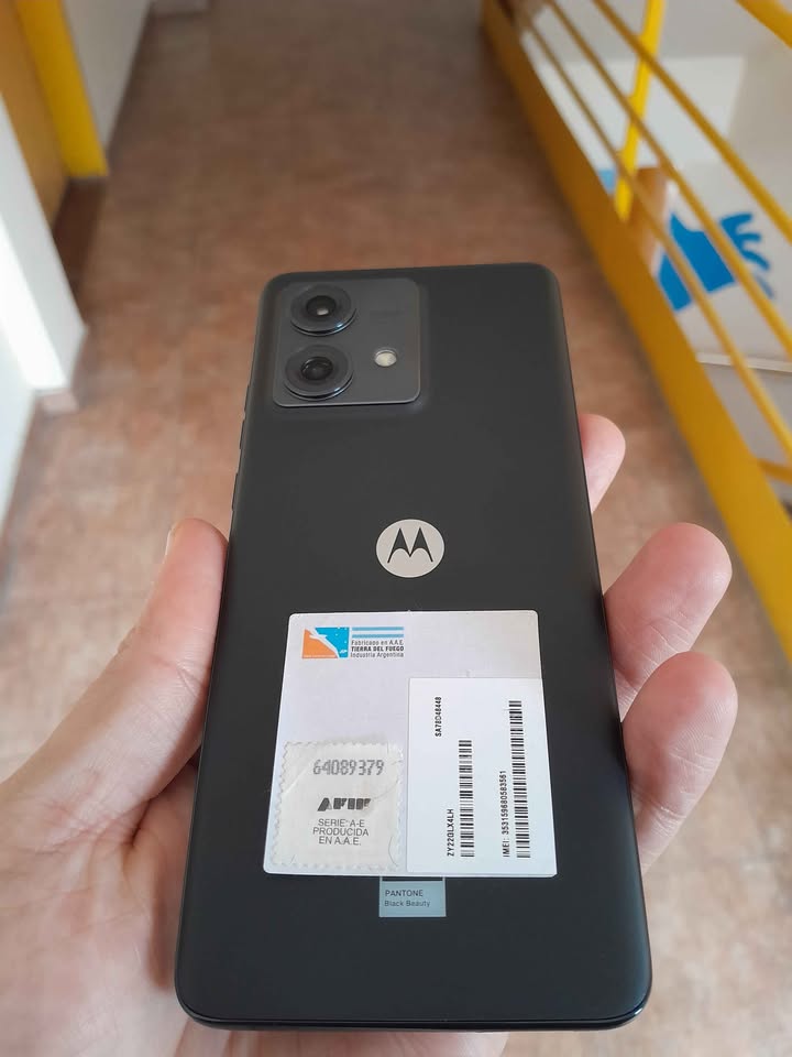 Motorla Edge 40 Neo a Esim 256Gb y 8 De Ram?impecable Estado Como Nuevo!!