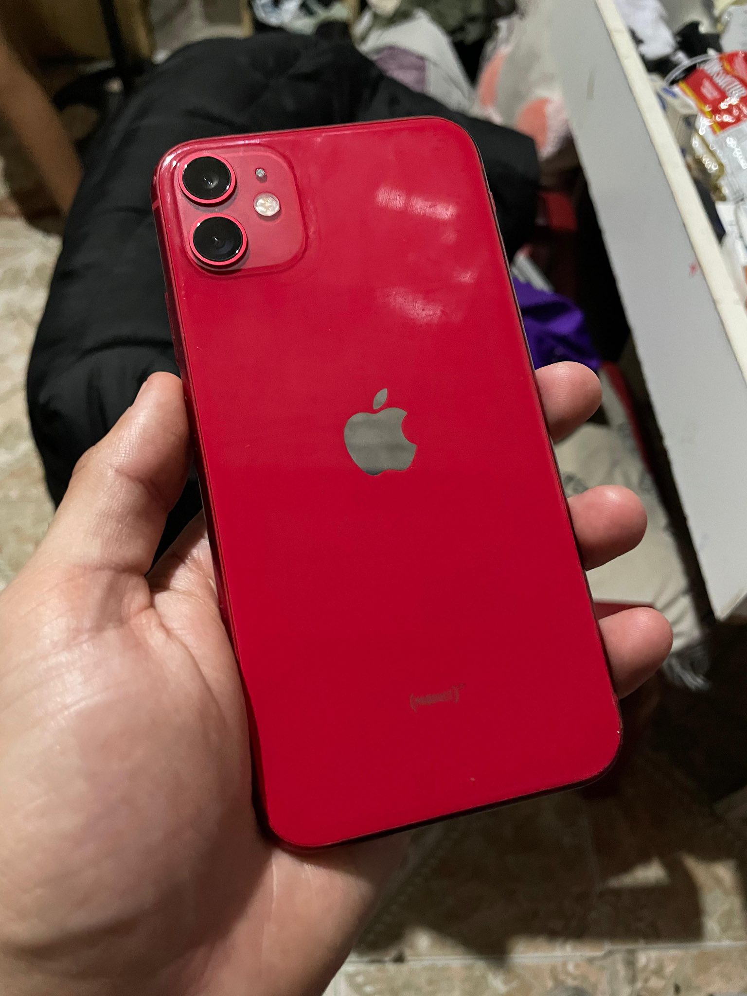 iPhone 11 black en caja 64gb 77% libre de todo sin detalles 250.000