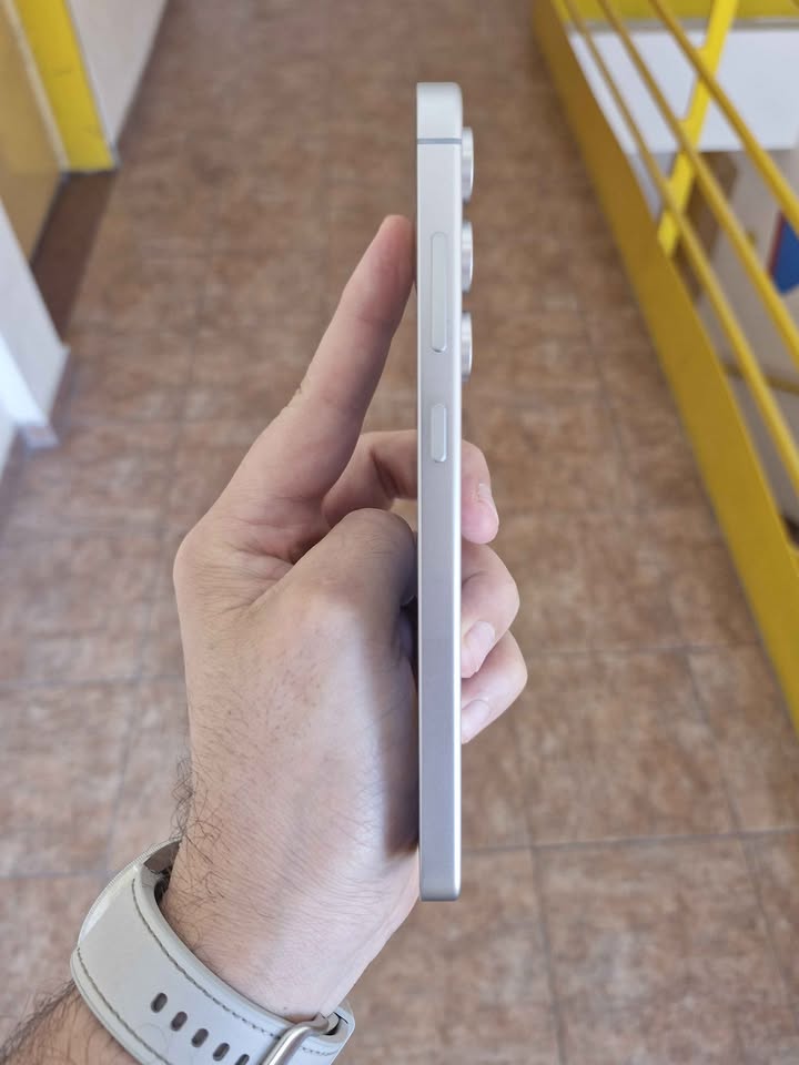 Samsung S24 Fe 256Gb y 8 De Ram Libre de fabrica,Dual Sim impecable Como Nuevo!!