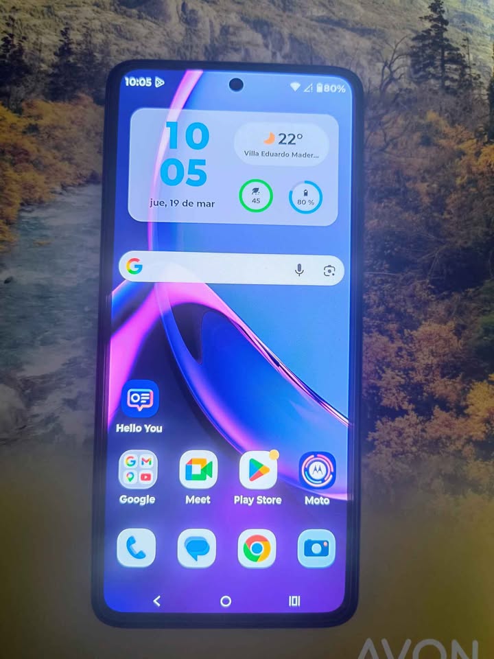 moto G84 libre esim (chip virtual ) 256/8 ram