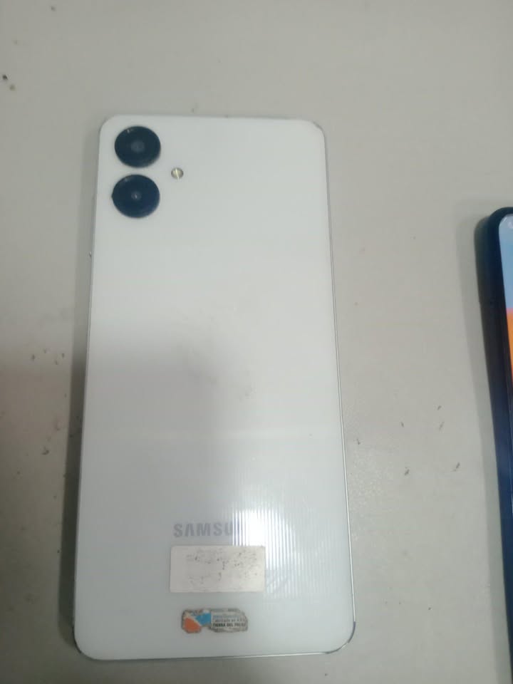 Samsung a06
