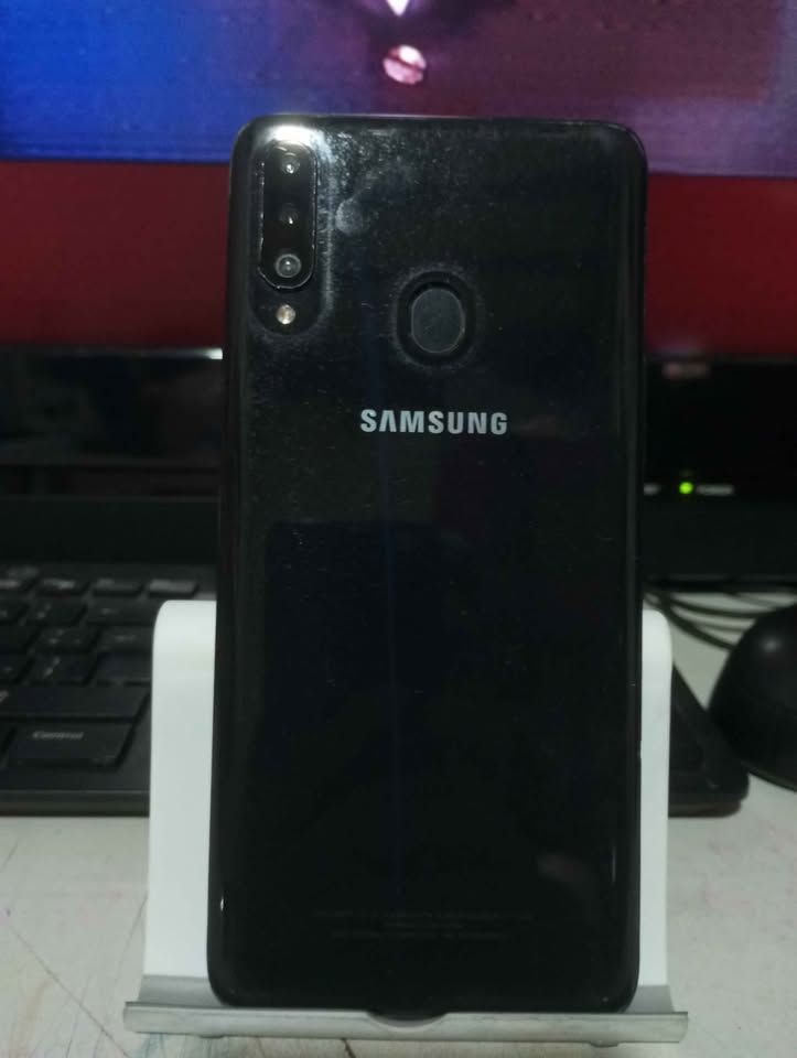 Samsung A20s