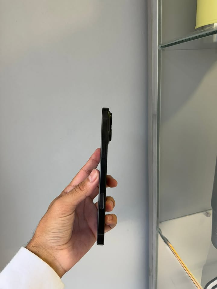 IPHONE 16 PRO MAX 512GB Usado | Libre | Avax Tecno Store