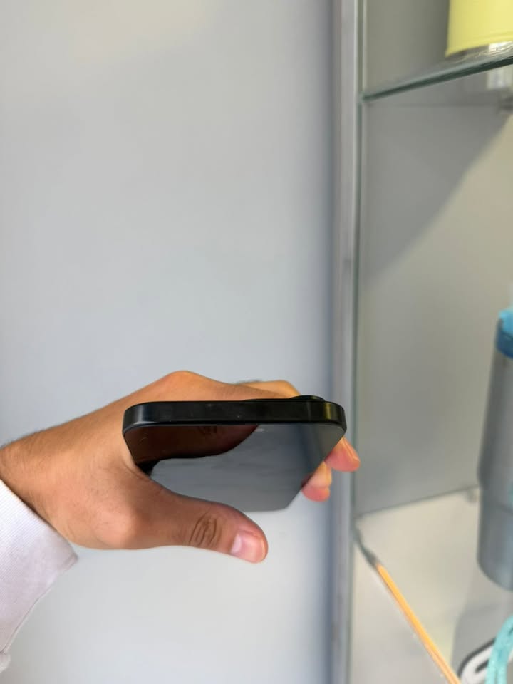 IPHONE 16 PRO MAX 512GB Usado | Libre | Avax Tecno Store