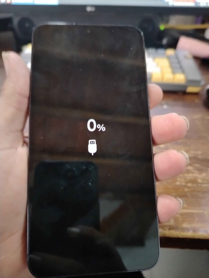 SAMGUNG GALAXY S23 Plus + libre para todas las compañias