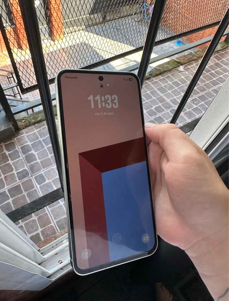 Samsung A56 5G impecable 256GB 8GB RAM Libre de fábrica $480.000