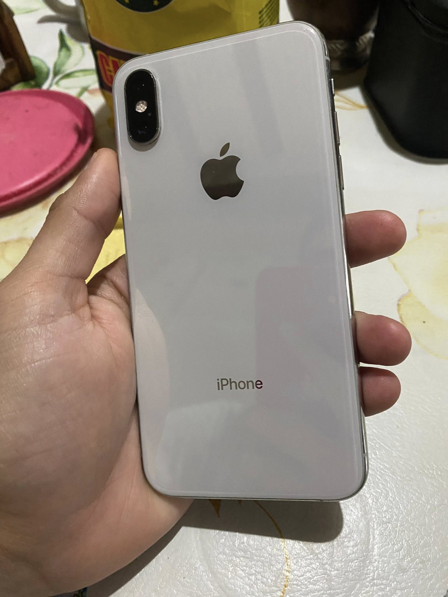 iPhone 11 black en caja 64gb 77% libre de todo sin detalles 250.000