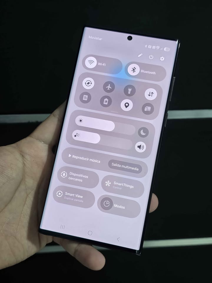 Samsung S22 Ultra Libre de fabrica para cualquier empresa 256gb de almacenamiento 12gb de ram