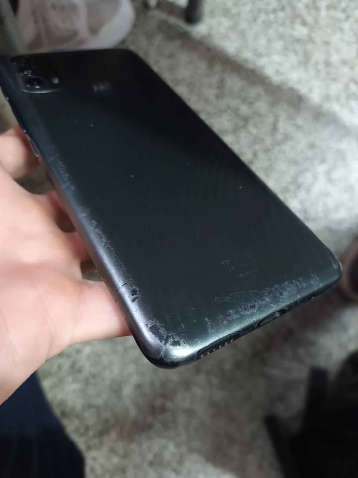 Vendo celular Motorola E40