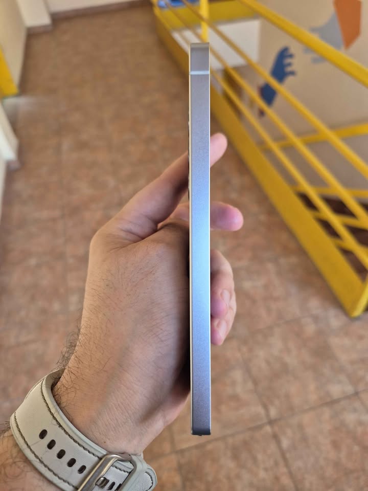 Samsung S25 Ultra a Esim 512Gb/12 De Ram,Impecable Estado Como Nuevo Sin Detalles!!