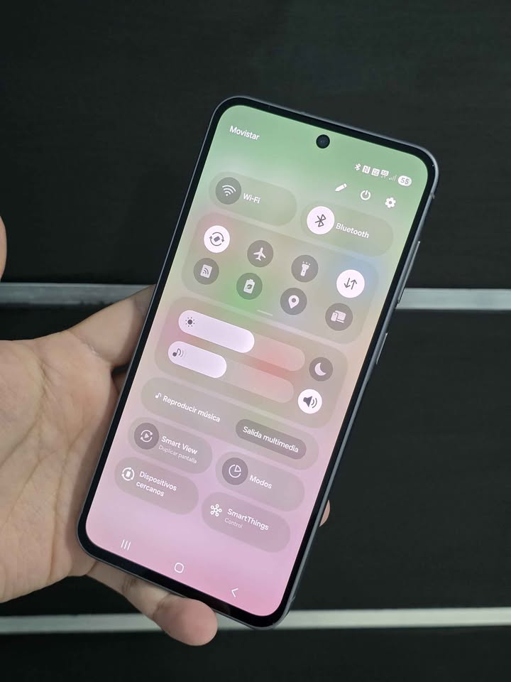 Samsung A56 5g Libre de fabrica para cualquier empresa 256gb de almacenamiento 8gb de ram