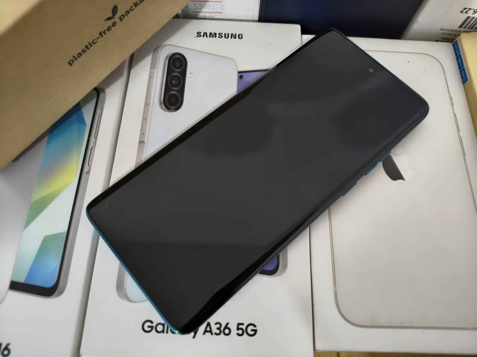 Moto edge 40 neo 8/256gb $280.000