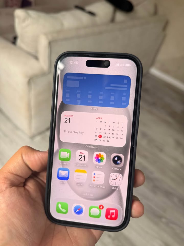 Vendo iphone 15 libre