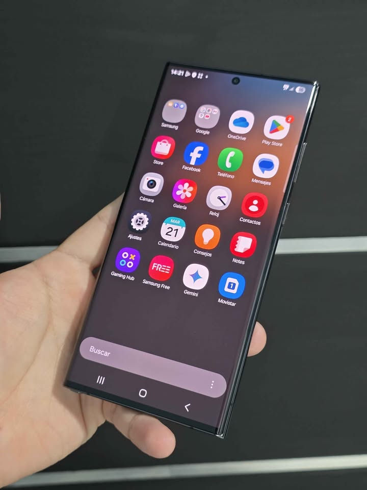 Samsung S22 Ultra Libre de fabrica para cualquier empresa 256gb de almacenamiento 12gb de ram