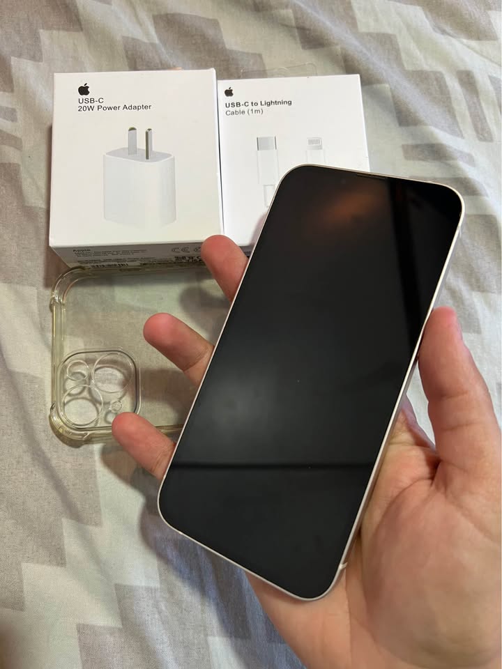 PROMO iPhone 13 Blanco starlight 128gb 85 por ciento como nuevo