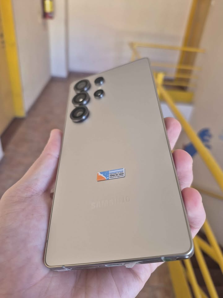 Samsung S25 Ultra a Esim 512Gb y 12 De Ram,impecable Estado Como Nuevo Sin Detalles!!