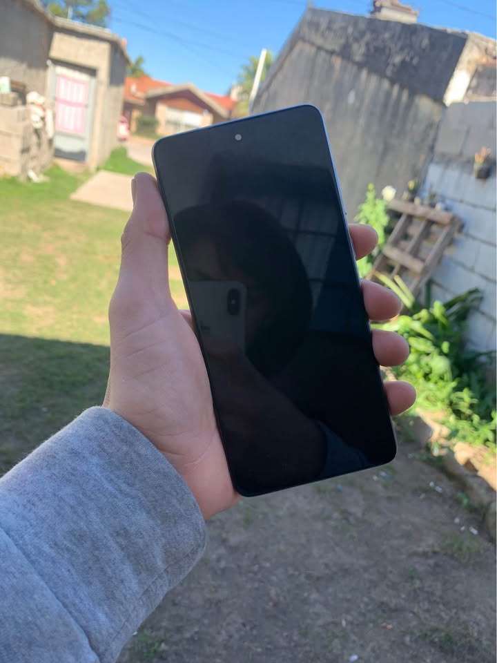 VENDO SAMSUNG A72 NUEVO