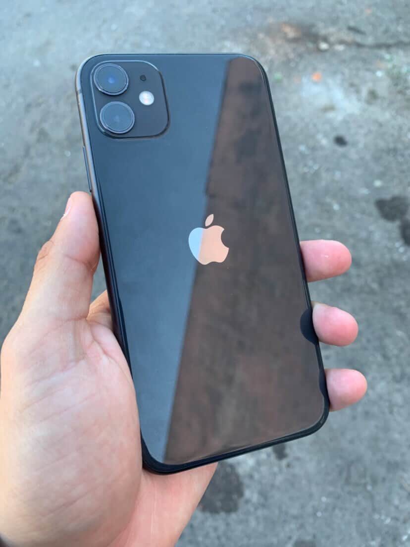 iPhone 11 128gb 75% en caja libre de todo sin detalles