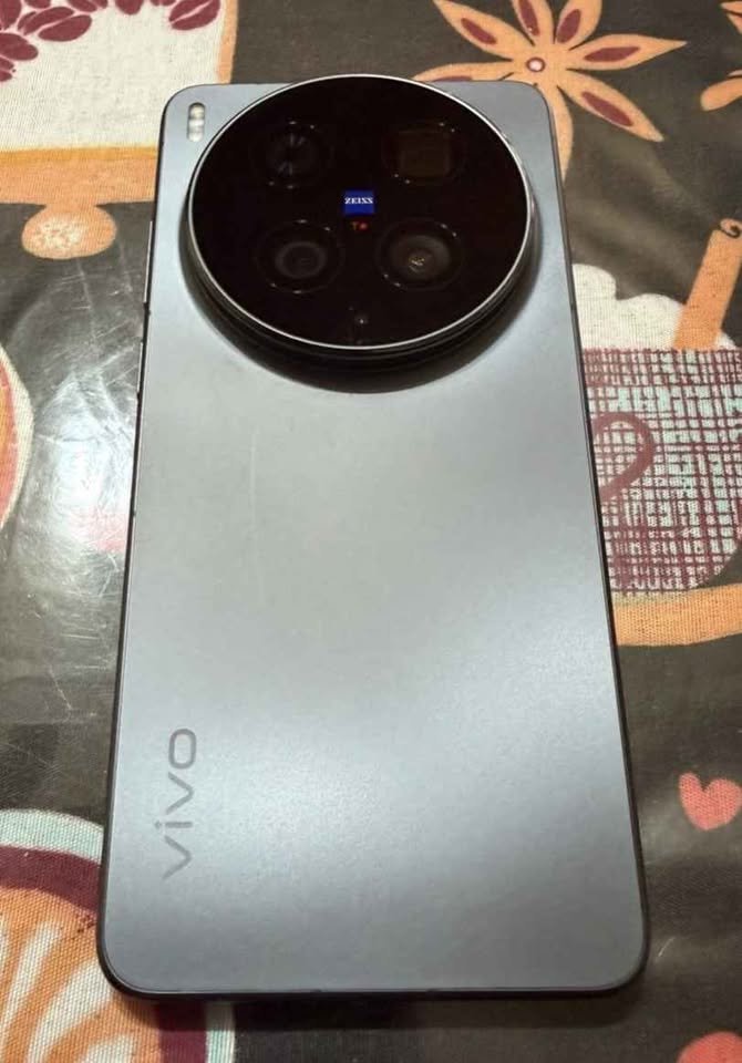 Vivo X300 ultra 12/256 LEER BIEN LA PUBLICACIÓN!!!!!!