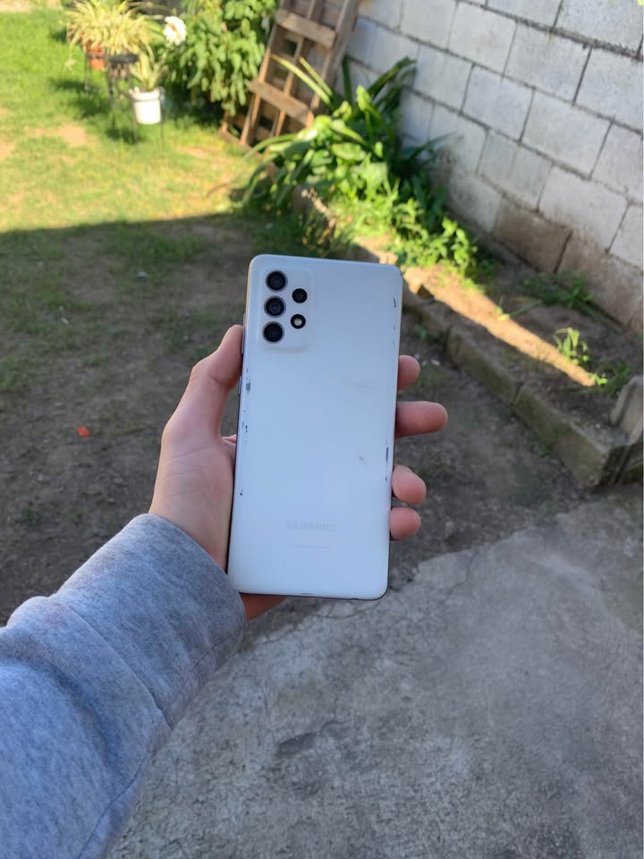 VENDO SAMSUNG A72 NUEVO