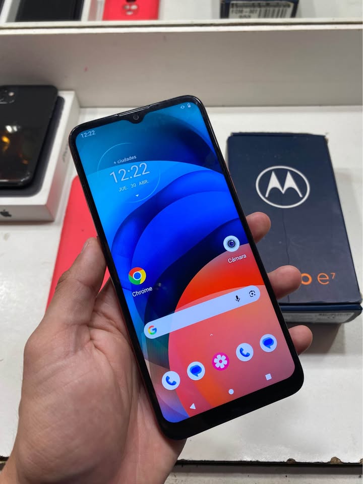 Vendo Motorola e7 completo en caja