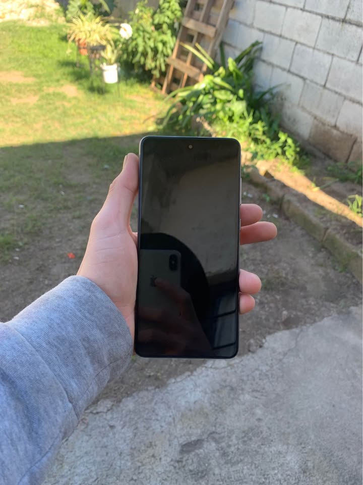 VENDO SAMSUNG A72 NUEVO
