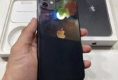 Vendo iPhone soy de zona oeste punto de encuentro a coordinar, sin vuelteros