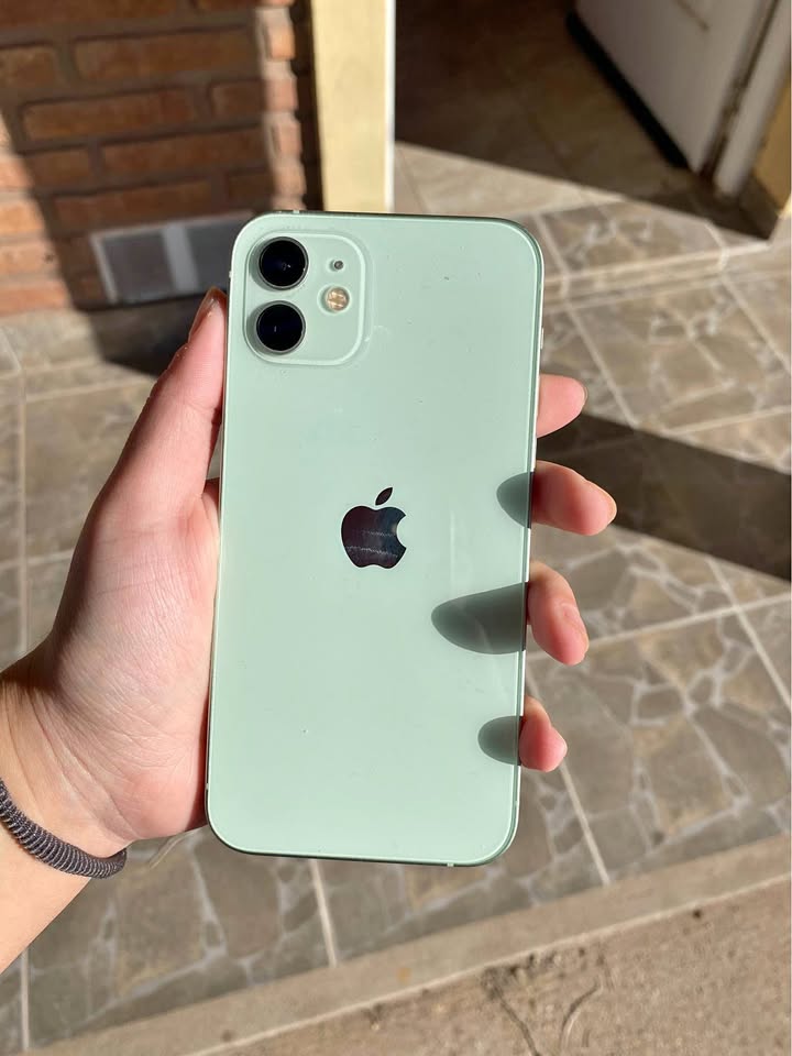 Vendo iPhone 12