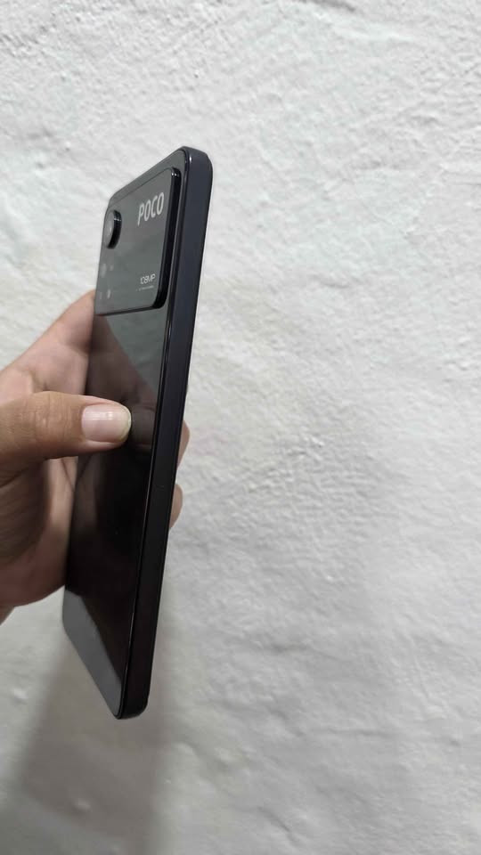 POCCO x4 Pro 5G de 256GB Y 12 de ram LIBRE DE FABRICA NO PERMUTO