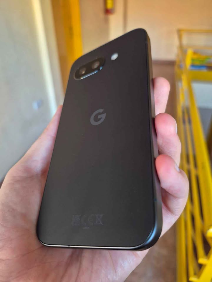 Pixel 9A de 256 gb libre de fabrica. Excelente estado, como nuevo!
