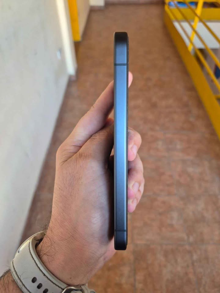 Pixel 9A de 256 gb libre de fabrica. Excelente estado, como nuevo!