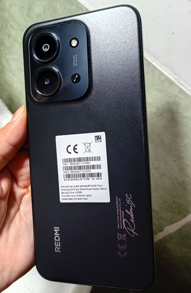 XIAOMI REDMI 15C 8/256 GB LIBRE IMPECABLE OPORTUNIDAD!! 140.000$$ HAGO PUNTO DE ENCUENTRO