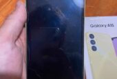 Vendo urgente Samsung a15 de 128gb y 4Ram libre de fabrica 1 año de uso completo en caja.Sin detalle