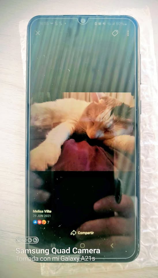 Vendo celu Samsung a 04 en muy buen estado