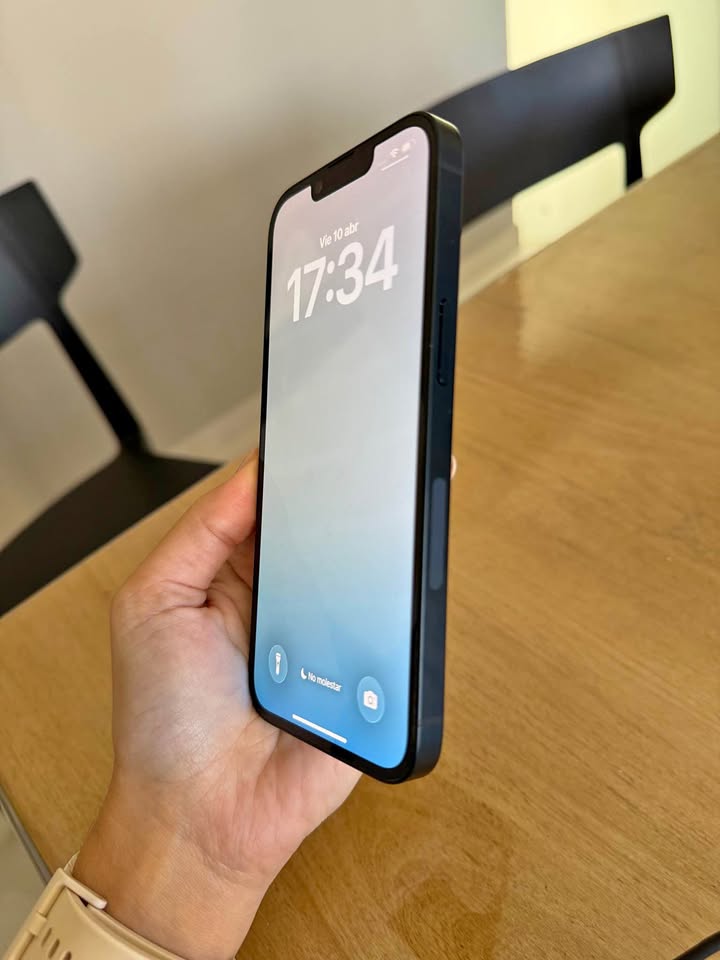 iPhone 14 – 128gb