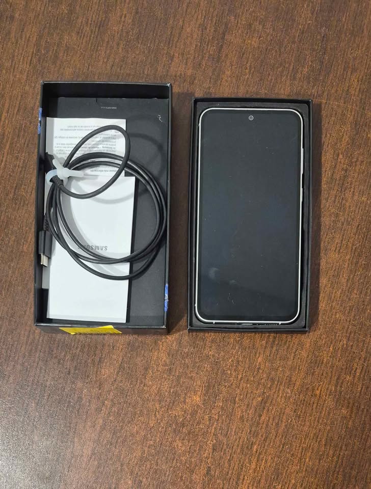 Vendo celular Samsung S23 FE 128 gb