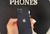 iphone 13 con accesorios