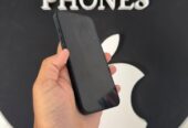iphone 13 con accesorios
