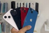 iphone 13 con accesorios