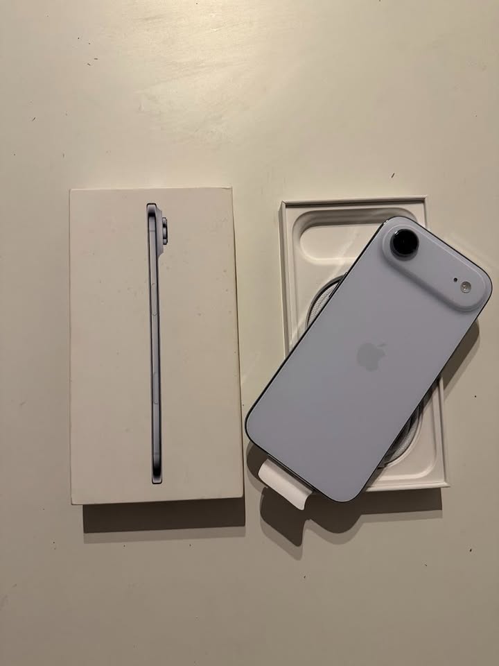 Iphone 17 Air 256 GB Celeste BATERIA 100