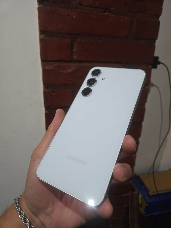 Samsung A55 128GB 8GB RAM Libre Impecable