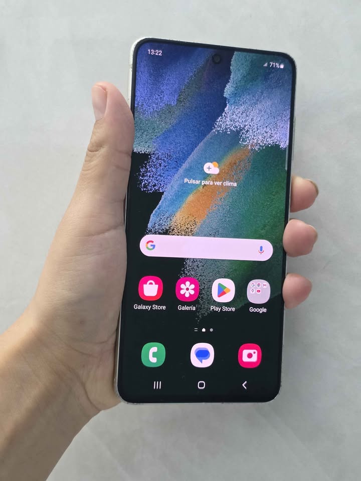 Samsung S21 FE Solo WiFi, 128gb De Almacenamiento 6gb De Ram.